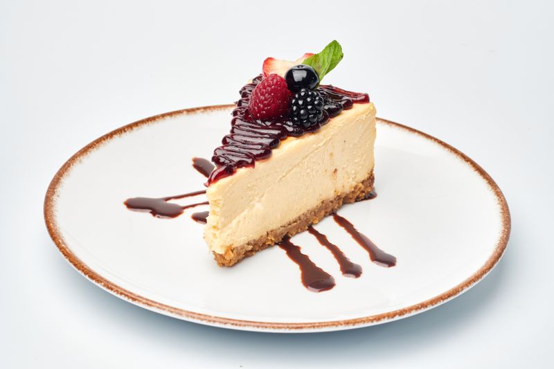 New York cheesecake dessert at Papa Ginos